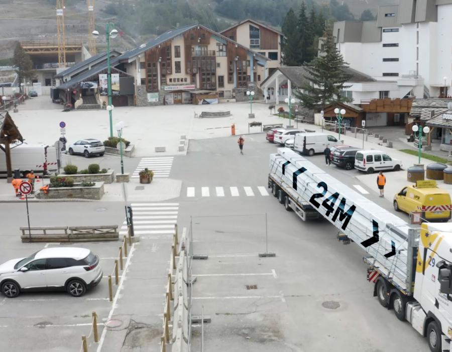 Arrivée du convoi exceptionnel sur le chantier des Deux-Alpes